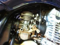 idle arm side of carb.jpg