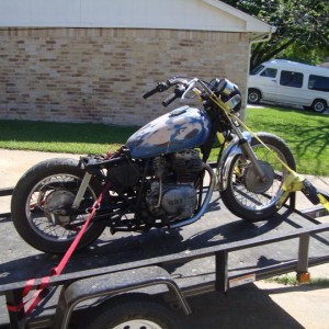 pick up 81 xs400 for $300.00