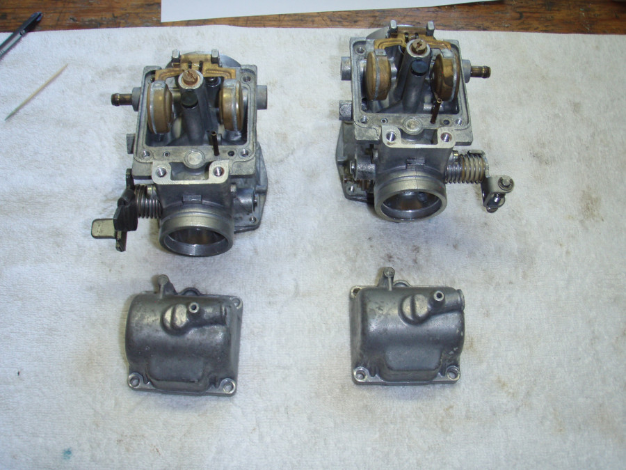 Carb reassembly5.JPG