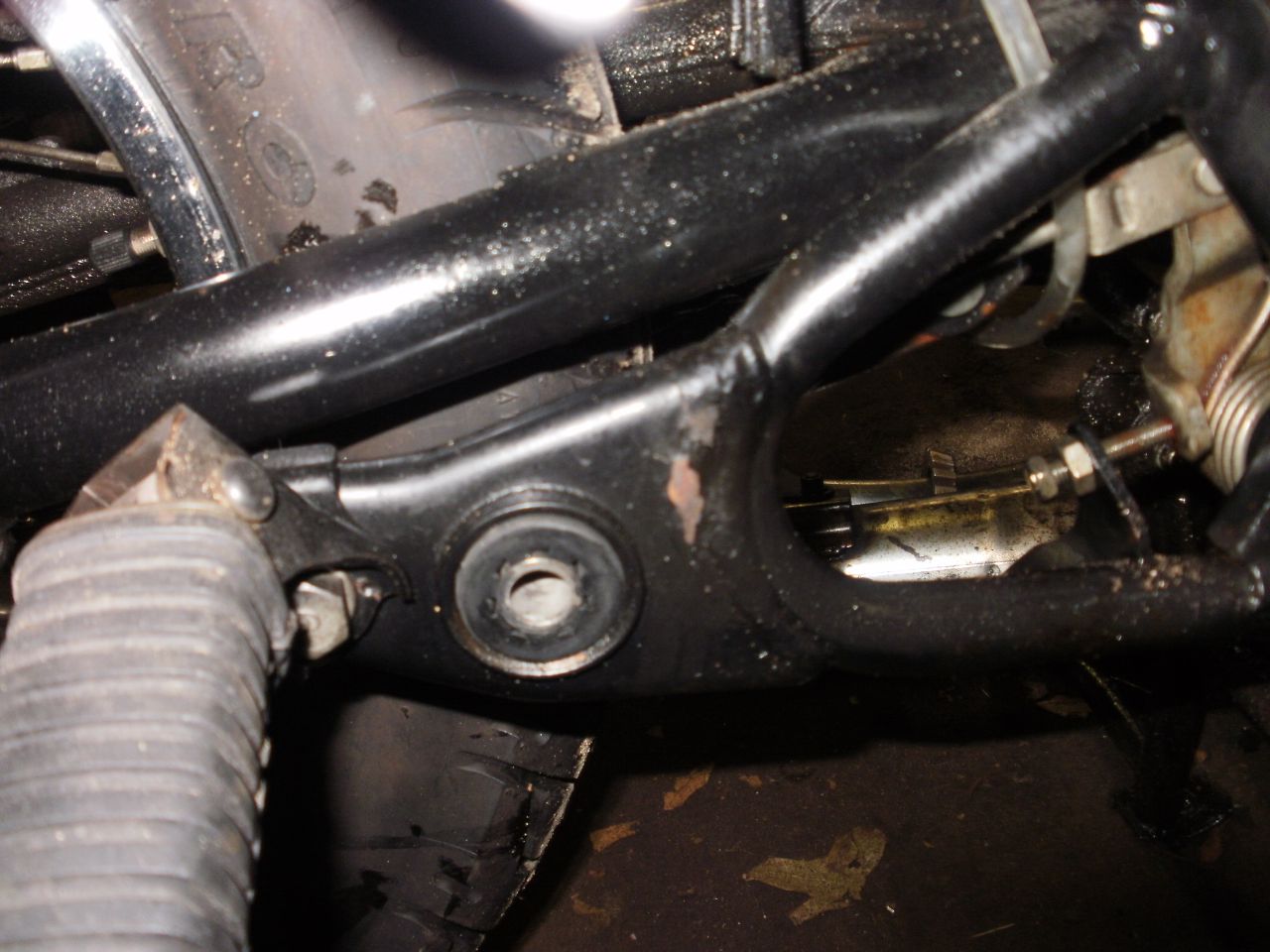 removed exhaust (mount)